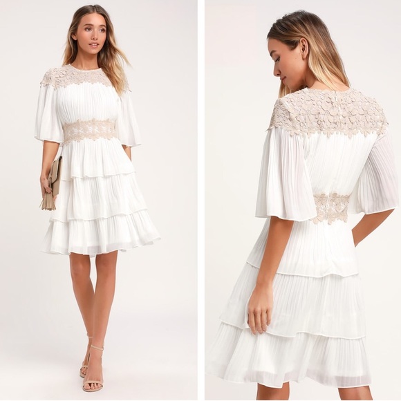 lace pleated dress